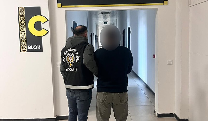 Yağma Suçundan Aranıyordu: 10 Yıl Kesinleşmiş Cezası Bulunan Ş.K. Yakalandı!
