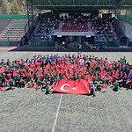 Başkan Çiftçi ve Kaymakam Önal'dan Santra Vuruşu: Çayırova'da 19 Mayıs Gençlik Turnuvası Başladı!