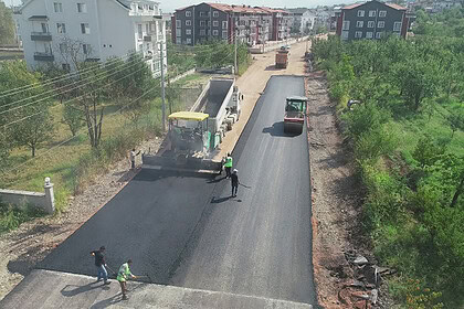 3 İlçede Yol Seferberliği: 46 Bin Metrekare Parke