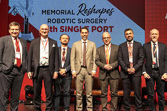 30 Ülkeden 200 Hekim Buluştu: Tek Kesiden Robotik Cerrahi