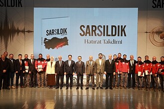 6 Şubat’ın Hafızası Sarsıldık Sarıldık İle Gözler Önüne Serildi