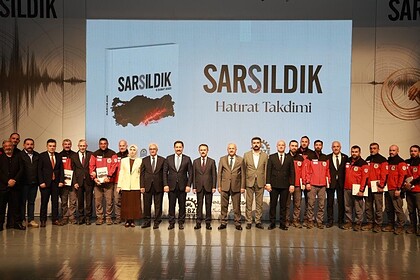 6 Şubat’ın Hafızası Sarsıldık Sarıldık İle Gözler Önüne Serildi