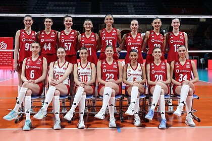 A Milli Kadın Voleybol Takımı, Polonya'yı 3-2 Mağlup Etti