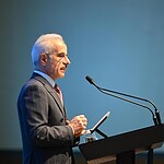 Bakan Uraloğlu Dijital Çağda En Büyük Servetimiz Çocuklarımızdır