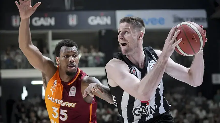 Beşiktaş, Derbiyi Kazandı Seride 1-0 Öne Geçti