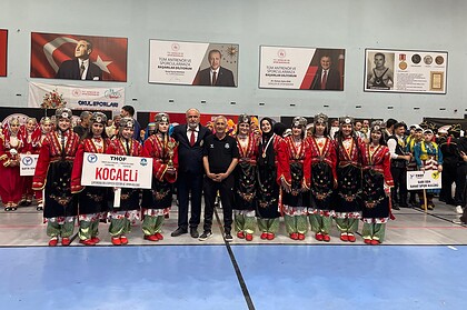 Kocaeli'de Çayırova Rüzgarı: Genç Halk Oyunları Ekibi Türkiye Şampiyonası Yolcusu!