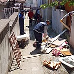 İzmit'te Halk Sağlığını Tehdit Eden "Çöp Ev" Temizlendi: Ekipler Seferber Oldu