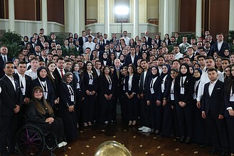 Cumhurbaşkanı Erdoğan, Gençler ve Milli Sporcularla Bir Araya Geldi