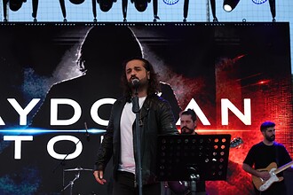 Derince Suni Çim Stadı’nda 19 Mayıs Karnavalı: Asya Aysan, DJ Faruk Koç ve Aydoğan Topal ile Bayram Coşkusu!