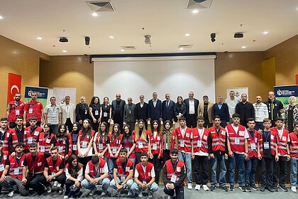 Dilovası’nda Afet Seferberliği: Mahalle Halkına Yangın ve İlk Yardım Eğitimi Verildi!