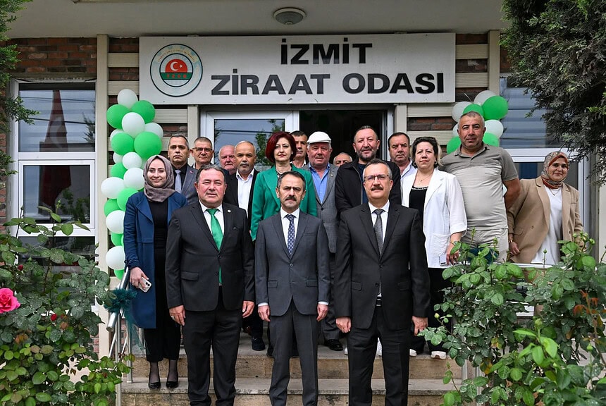 Vali İlhami Aktaş’tan İzmit Ziraat Odası’na 14 Mayıs Dünya Çiftçiler Günü Ziyareti