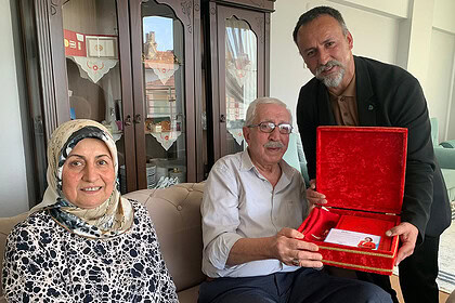 İzmit’ten Karamürsel’e Vefa Köprüsü: İzmit Belediyesi Kıbrıs Gazilerini Yalnız Bırakmadı!