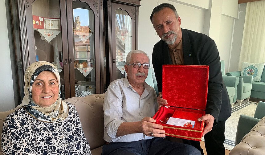 İzmit’ten Karamürsel’e Vefa Köprüsü: İzmit Belediyesi Kıbrıs Gazilerini Yalnız Bırakmadı!