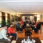Şampiyonlar Gebze’de! Taha Akgül ve Rıza Kayaalp’ten Başkan Büyükgöz’e Ziyaret