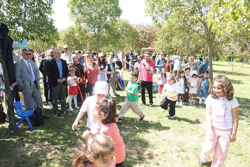 Çayırova Belediyesi Geleneksel Çocuk Oyunları Şenliği: Geleneksel Oyunlar Geleceğe Taşınıyor!