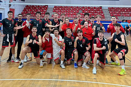 Gölcük Belediyespor Türkiye Finalleri'nde! Genç Erkek Voleybol Takımı Namağlup Lider