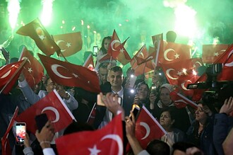 Gölcük Belediye Başkanı Ali Yıldırım Sezer: "Başkenti İşgal Edilmiş Bir Milletin Destan işaret Fişeğidir 19 Mayıs!"
