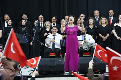 Kartepe’de Nota Nota 19 Mayıs: Dev Koronun Türkü ve Nağmeleri Kulakların Pasını Sildi!