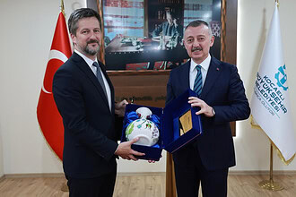 Macaristan Ankara Büyükelçisi Matis Kocaeli’de: Başkan Büyükakın İki Ülke İlişkilerini Görüştü!