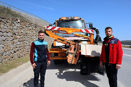 Kocaeli A Takımı’ndan 4 Mevsim Hizmet! Tek Araçla Üç Farklı Temizlik Operasyonu