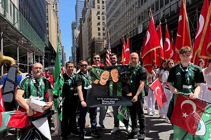 New York Sokaklarında Yeşil-Siyah Rüzgarı: Kocaelispor Manhattan’ı Salladı!