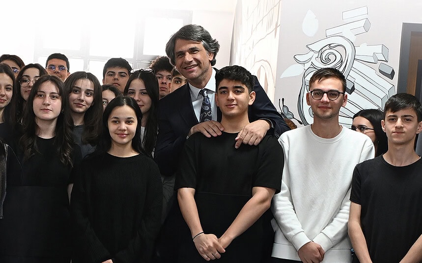 Kartepe Belediye Başkanı Kocaman'dan 19 Mayıs Mesajı: "En Büyük Gücümüz Gençlerimizdir"