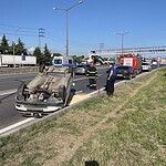 Körfez'de Otomobil Takla Atıp Ters Döndü Sürücü Yara Almadan Kurtuldu, Annesi Hastanelik Oldu