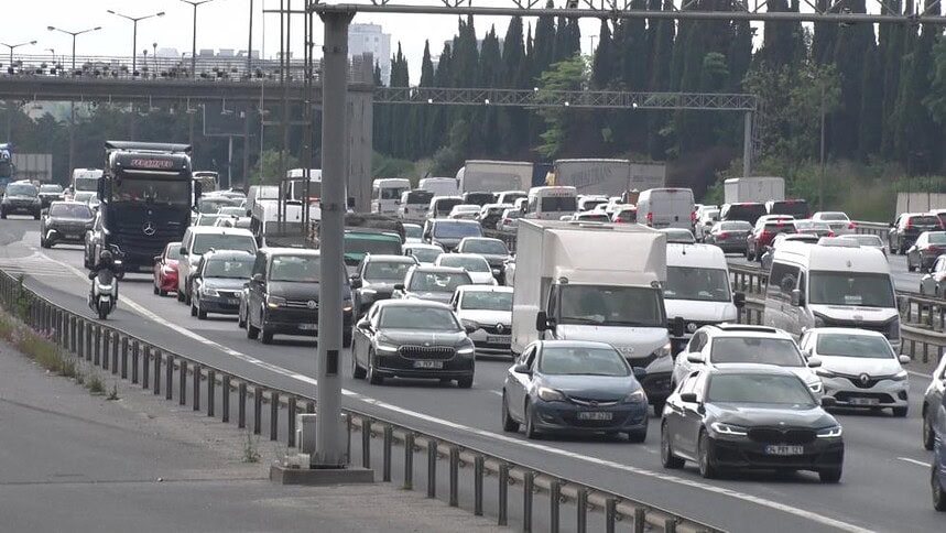 Kurban Bayramı Tatilinin Başlamasıyla TEM’de Yoğunluk Oluştu