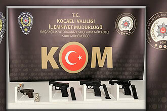 Kocaeli Emniyeti Harekete Geçti: İki İlçede Çok Sayıda Silah ve Mühimmat Ele Geçirildi!