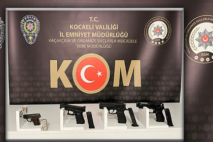 Kocaeli Emniyeti Harekete Geçti: İki İlçede Çok Sayıda Silah ve Mühimmat Ele Geçirildi!