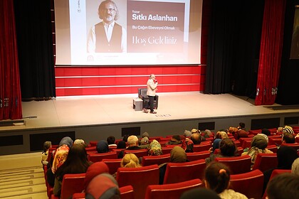 Gebze’de Sıtkı Aslanhan Rüzgarı: "Bu Çağın Ebeveyni Olmak" Söyleşisine Yoğun İlgi