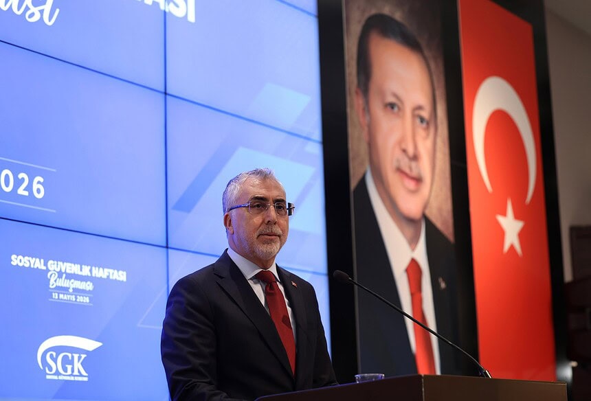 Bakan Işıkhan’dan Sosyal Güvenlik Müjdeleri: Analık İzni, Yapay Zeka ve 1,3 Trilyonluk Sağlık Yatırımı!