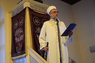 Sultan Abdülmecid'in Şifa Bulduğuna İnanılan Camide 100 Yıllık Kılıçla Bayram Hutbesi