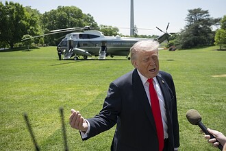 Trump: "İranlı Liderler Ya Doğru Olanı Yapacaklar Ya Da Biz Bu İşi Sonuna Kadar Götüreceğiz"