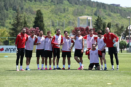 Türkiye - Kuzey Makedonya Hazırlık Maçı Öncesi Riva'da Sürpriz Ziyaret!