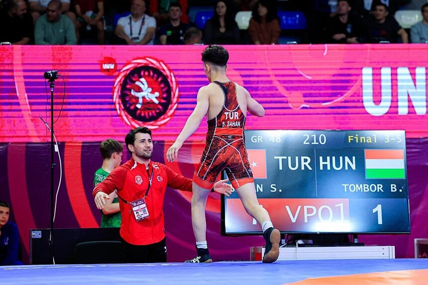 U17 Avrupa Şampiyonası’nda, Şamil Şahan’dan Bronz Madalya