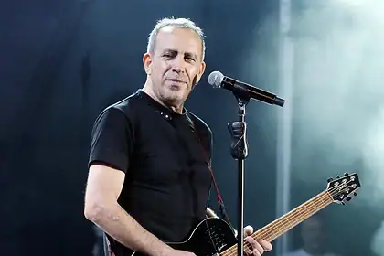Ünlü sanatçı Haluk Levent hastaneye kaldırıldı