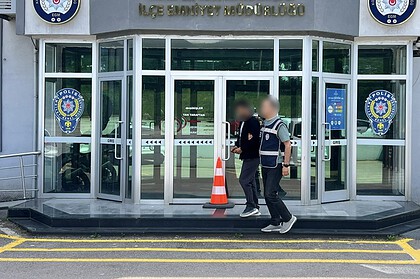 Kocaeli Emniyetinden Kaçışa İzin Yok: 5 Yıl Cezası Bulunan Yağma Firarisi Yakalandı!