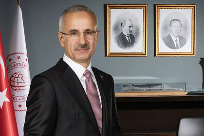 Ulaştırma ve Altyapı Bakanı Abdulkadir Uraloğlu: Amik Ovası'na Ulaşım 1 Saatten 5 Dakikaya Düşecek!