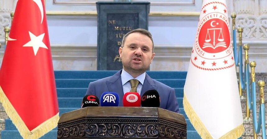 Bakan Gürlek: "Verilen Bu Karar, Vatandaşlarımızın Demokrasiye Olan Güvenini Pekiştiren Bir Karardır"