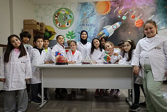Başiskele’de Bilim Yuvası: Çocuk Üniversitesi’nde 600 Genç Dâhi Geleceği Şekillendiriyor!