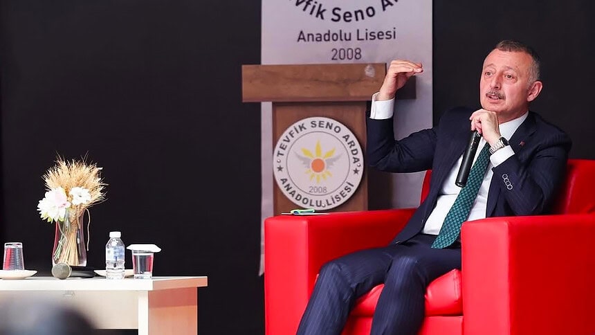 Başkan Büyükakın Tevfik Seno Arda'da: 'Kalıplarınızı Kırın'