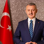 Büyükakın'dan Anneler Günü Mesajı: Medeniyetin Mimarı