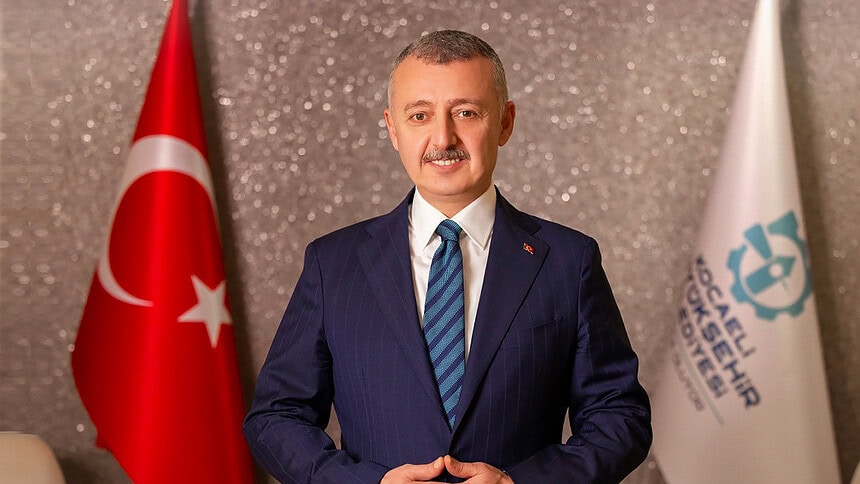 Büyükakın'dan Anneler Günü Mesajı: Medeniyetin Mimarı