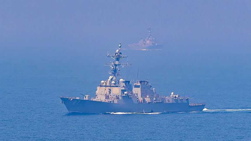 CENTCOM'dan Hürmüz Açıklaması: 3 Gemi de İsabet Almadı
