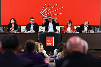 Son Dakika: Özgür Özel'den Kritik Meclis Mesaisi Açıklaması! Bayramda Nerede Olacak?