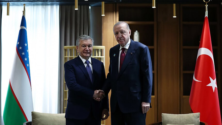 Erdoğan Türkistan'da Mirziyoyev ile Görüştü