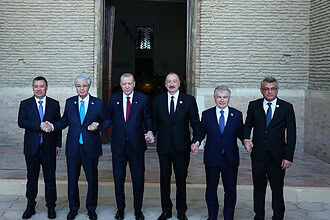 Erdoğan'dan Türkistan'da Kültür Turu: Yesevi Türbesi Ziyareti