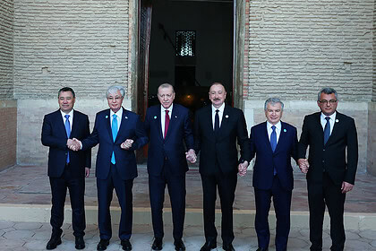Erdoğan'dan Türkistan'da Kültür Turu: Yesevi Türbesi Ziyareti