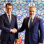 Fidan'dan Berlin'de Kritik Görüşme: 500 Bin Türk Gündemde
